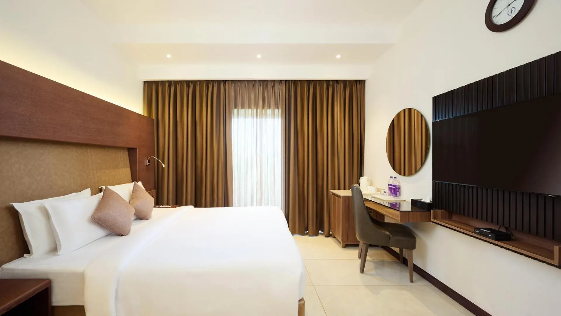 Flora Airport Hotel And Convention Centre Kochi Nedumbassery
