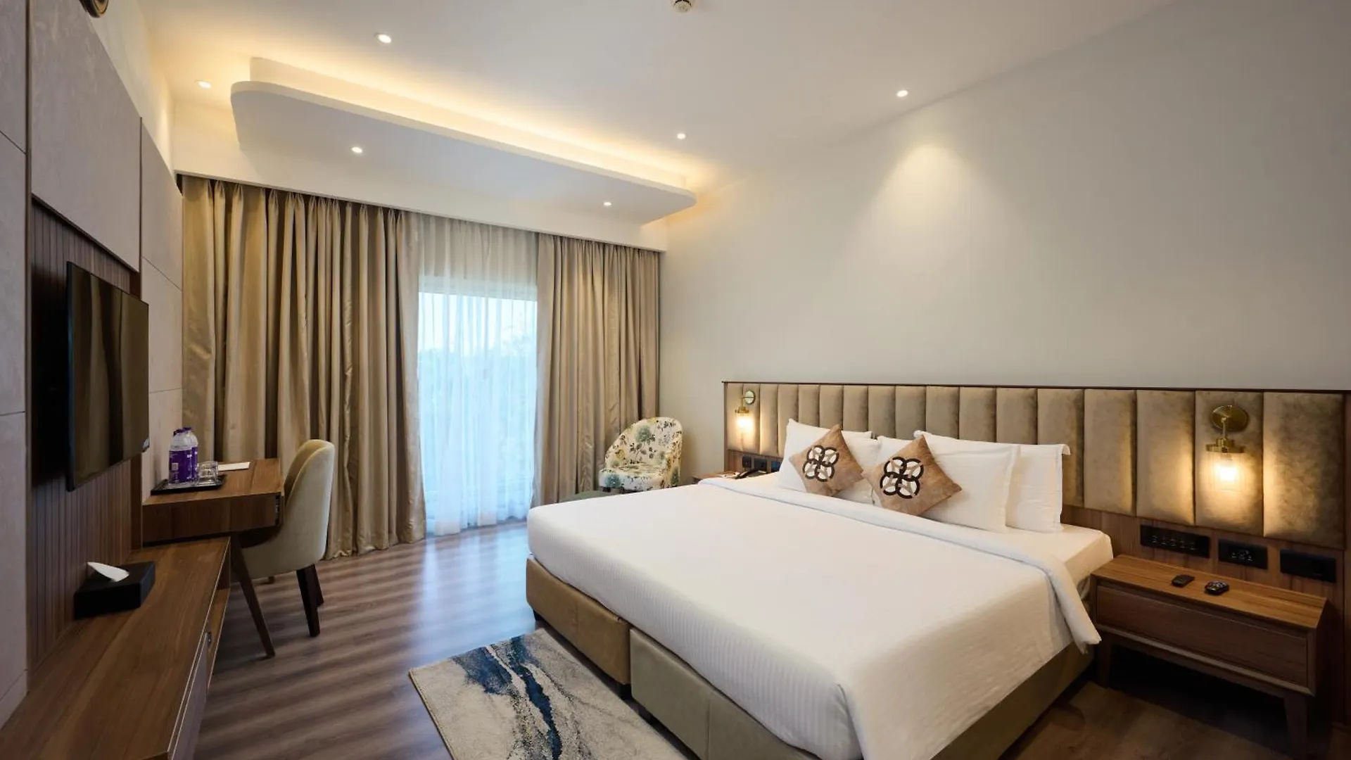 Flora Airport Hotel And Convention Centre Kochi Nedumbassery
