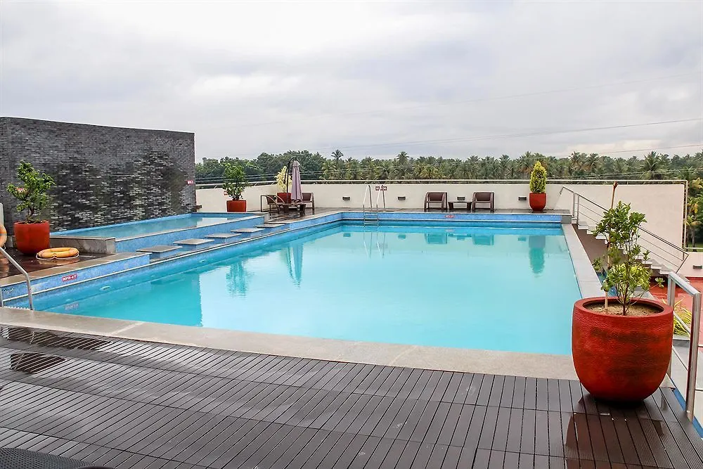 Flora Airport Hotel And Convention Centre Kochi Nedumbassery 4*,  Indien