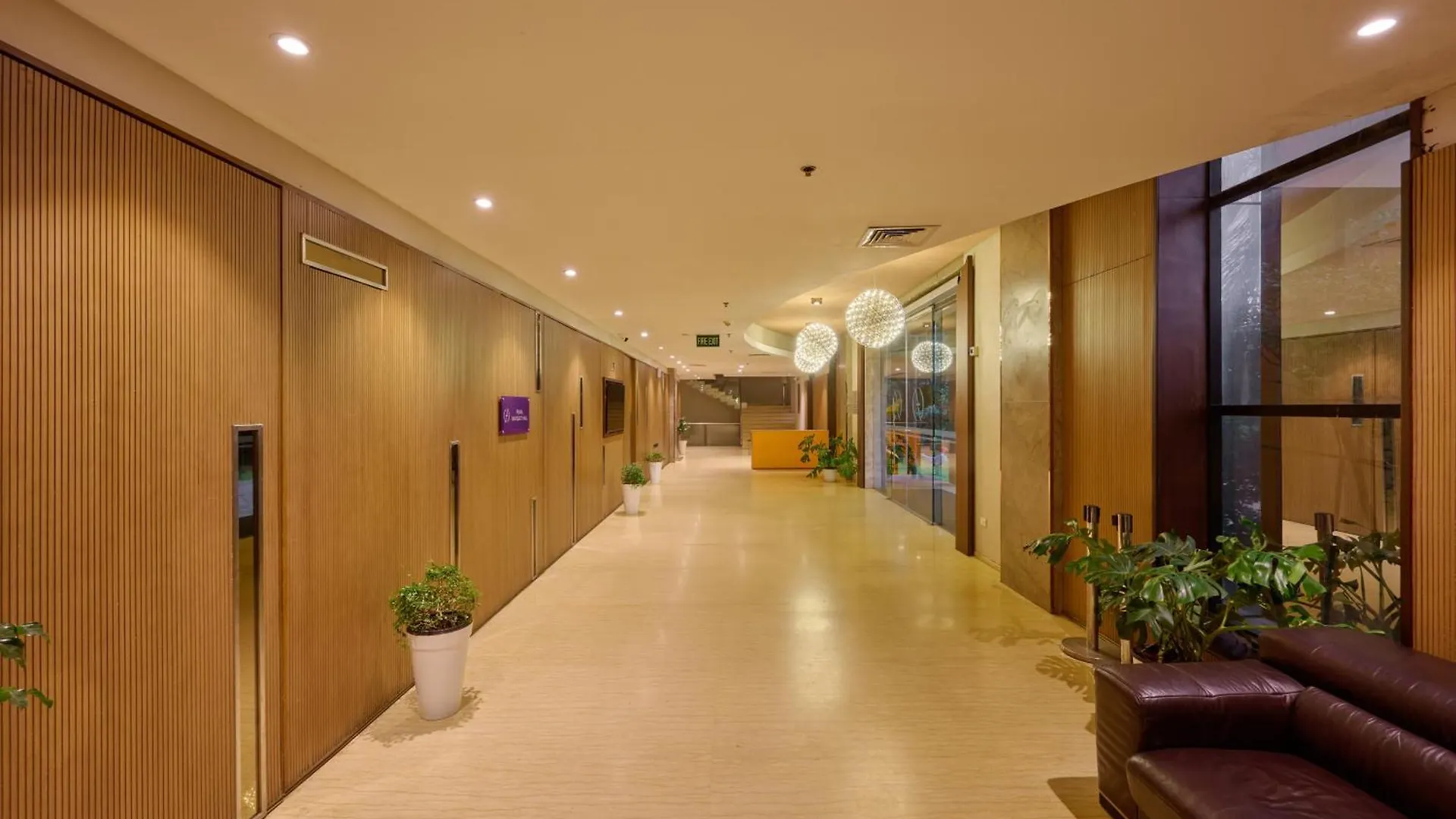 Flora Airport Hotel And Convention Centre Kochi Nedumbassery