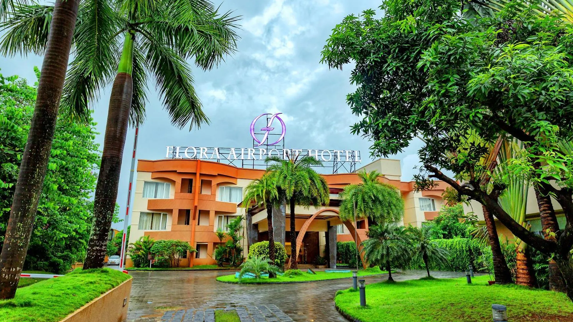 Flora Airport Hotel And Convention Centre Kochi Nedumbassery