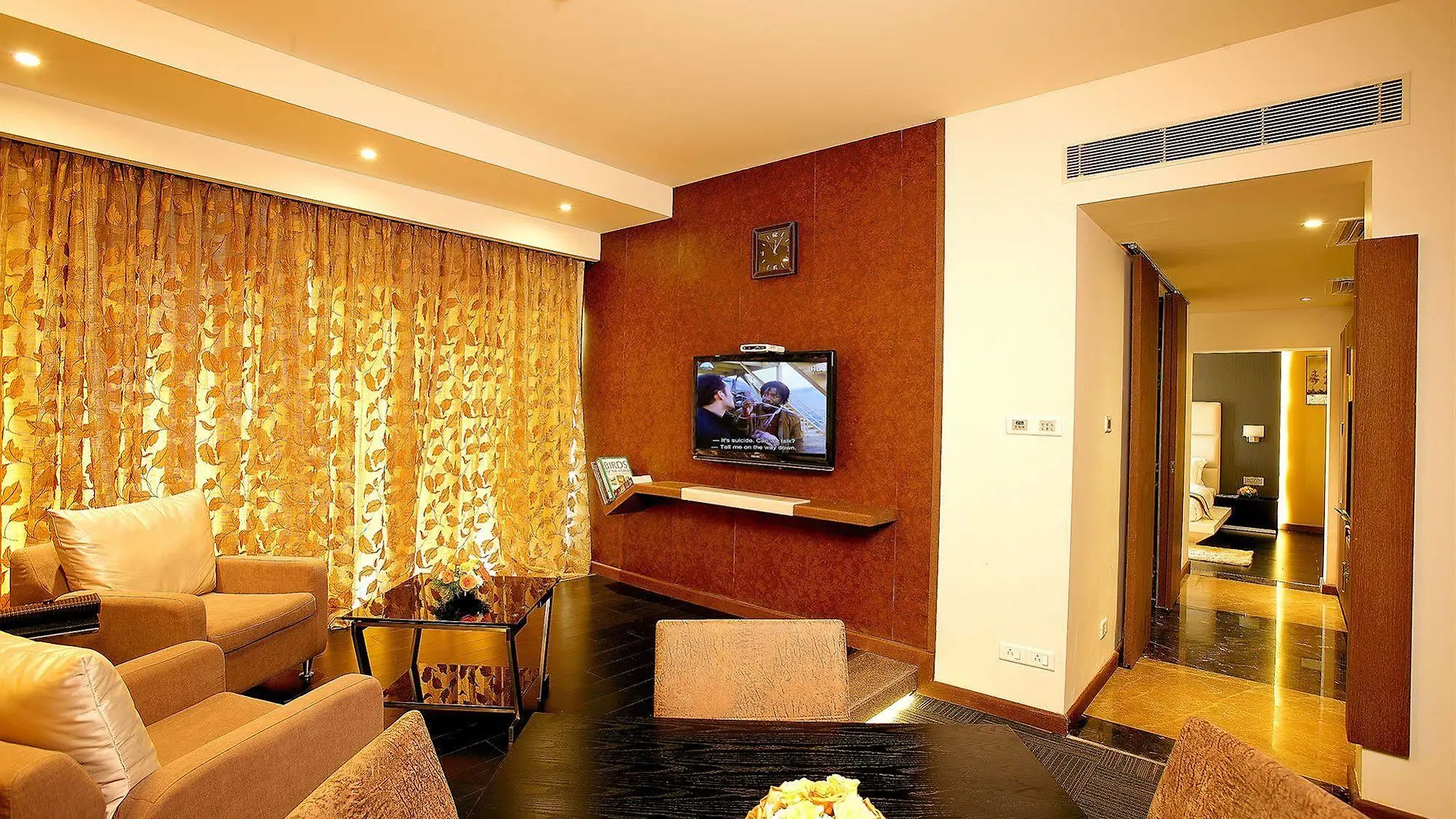 Flora Airport Hotel And Convention Centre Kochi Nedumbassery 4*,  India
